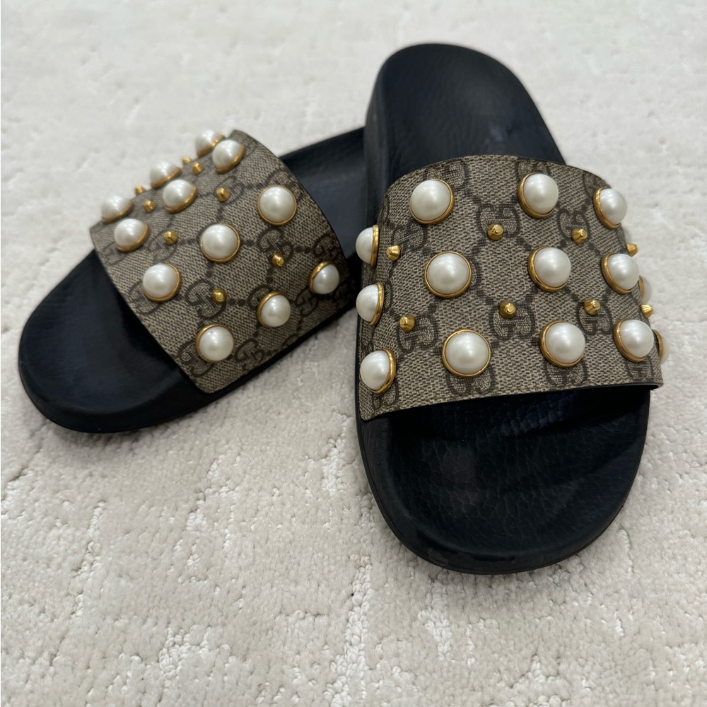 Gucci Pearl Slides Authentic